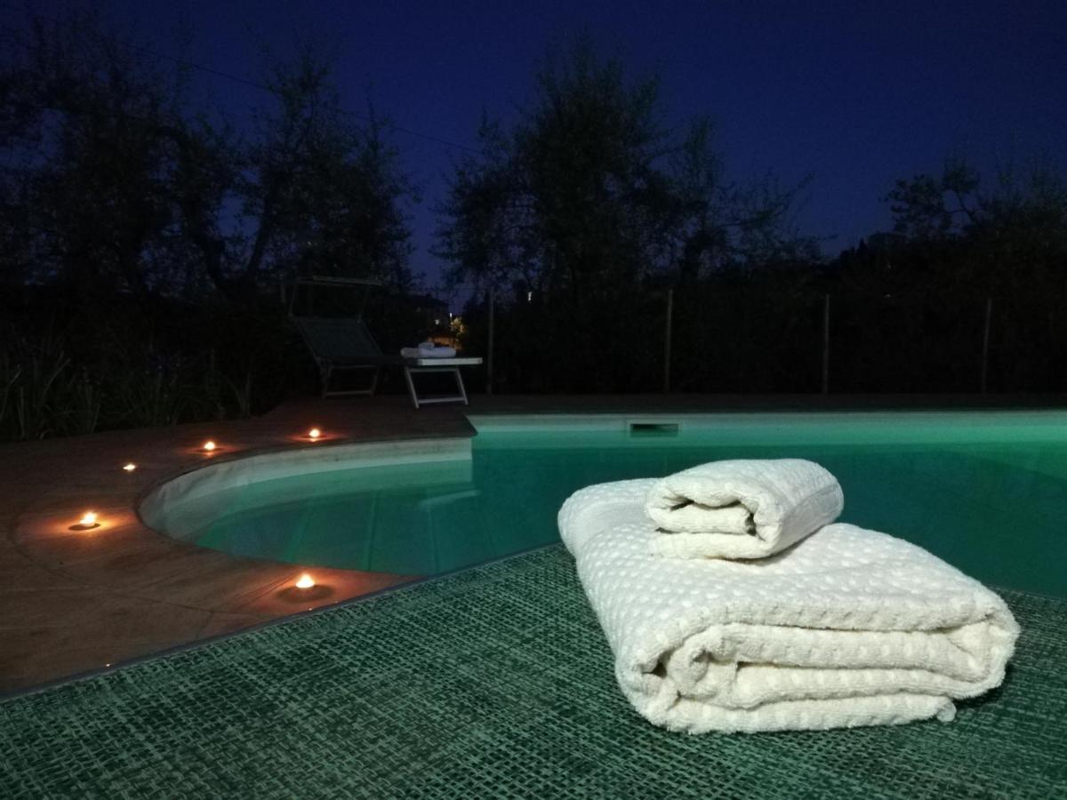 Agriturismo "Crocino In Chianti" Gaiole in Chianti Exterior photo